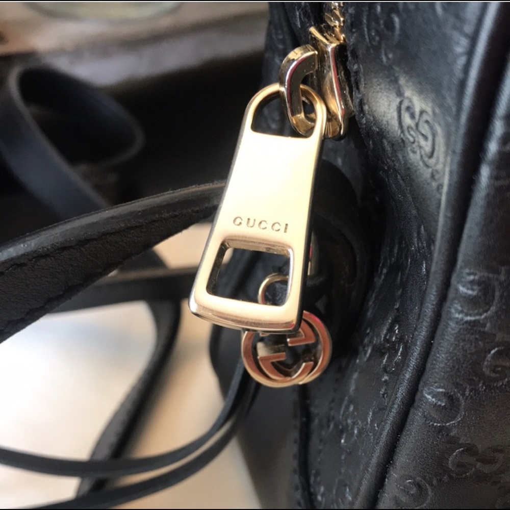 Gucci Black Signature Embossed Crossbody Bag     Gucci Micro Guccissima - Picture 9 of 10